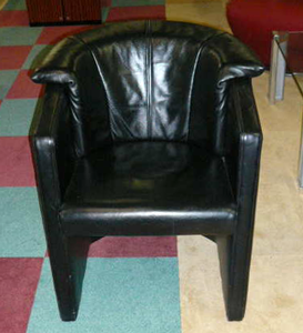 Rolf Benz club in zwart leder EUR250,=